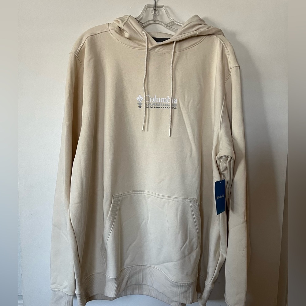 BRAND NEW COLUMBIA HOODED SWEATSHIRT WITH FRONT POCKET, NWT!